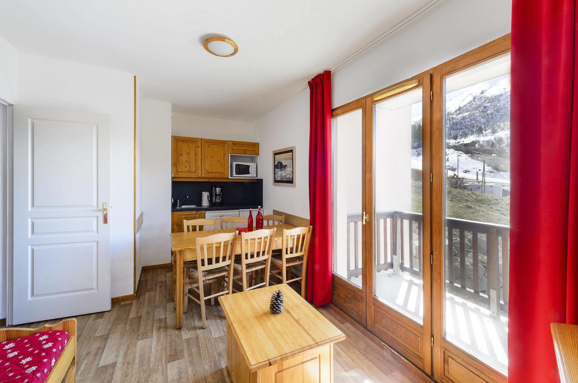 Les Hauts De 4*